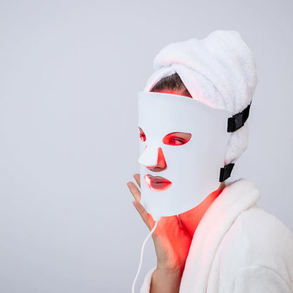 Maschera skin care per viso e collo con terapia della luce LED